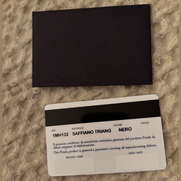 PRADA Large Saffiano Leather Wallet - Picture 10 of 10